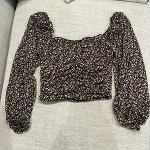 Astr long sleeve crop top